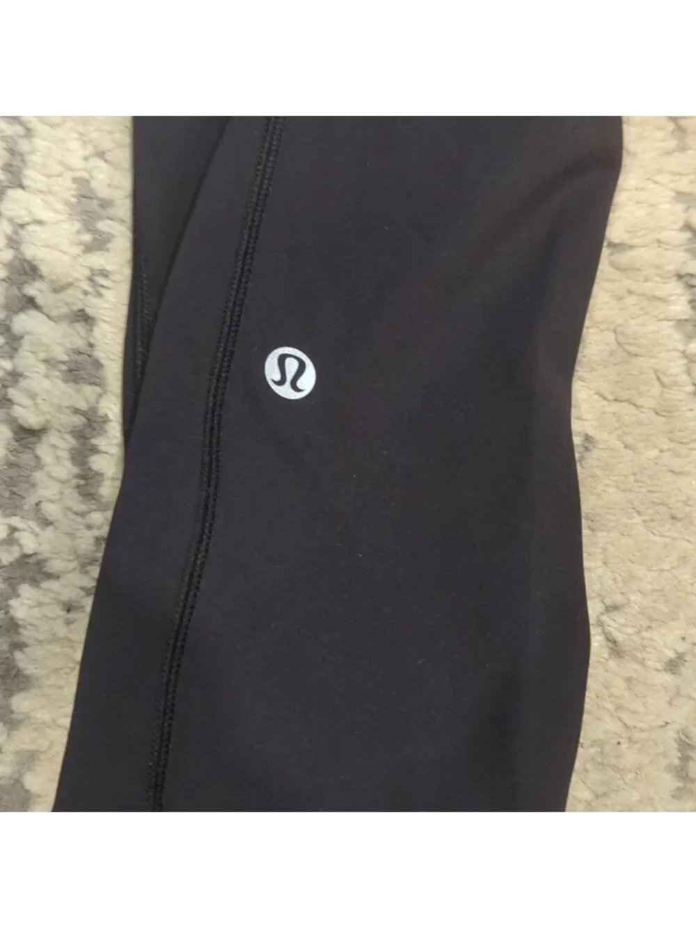 Lululemon Speed Up Crop (21